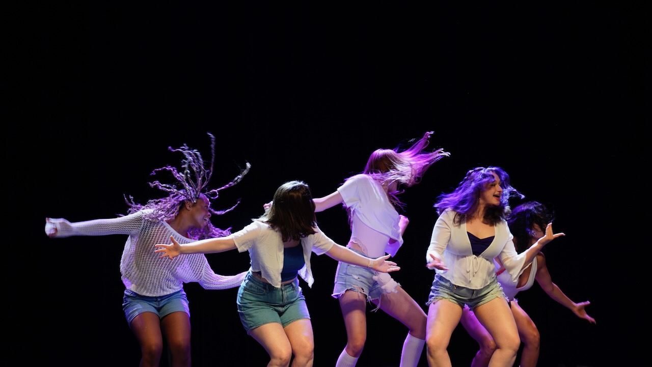 Thumbnail [100%x225]