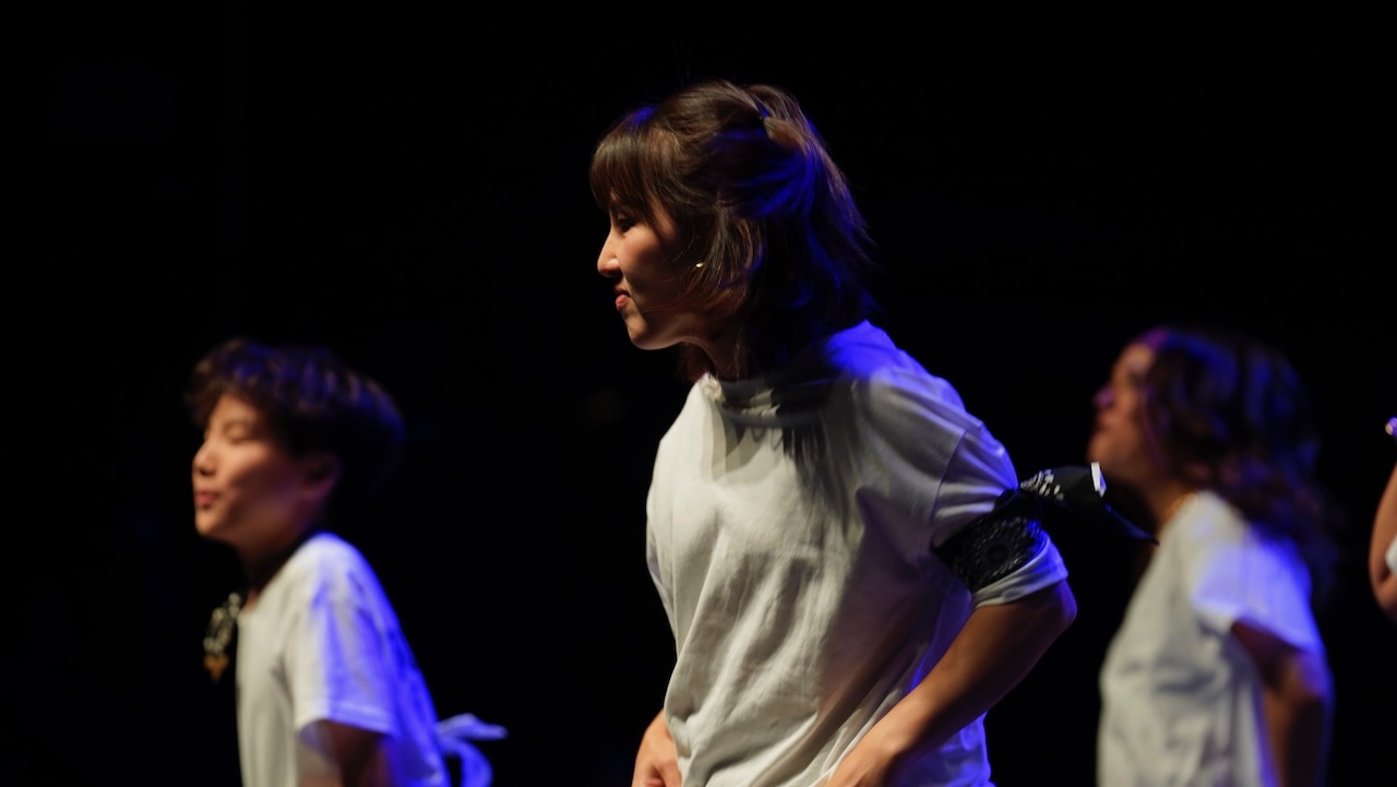 Thumbnail [100%x225]